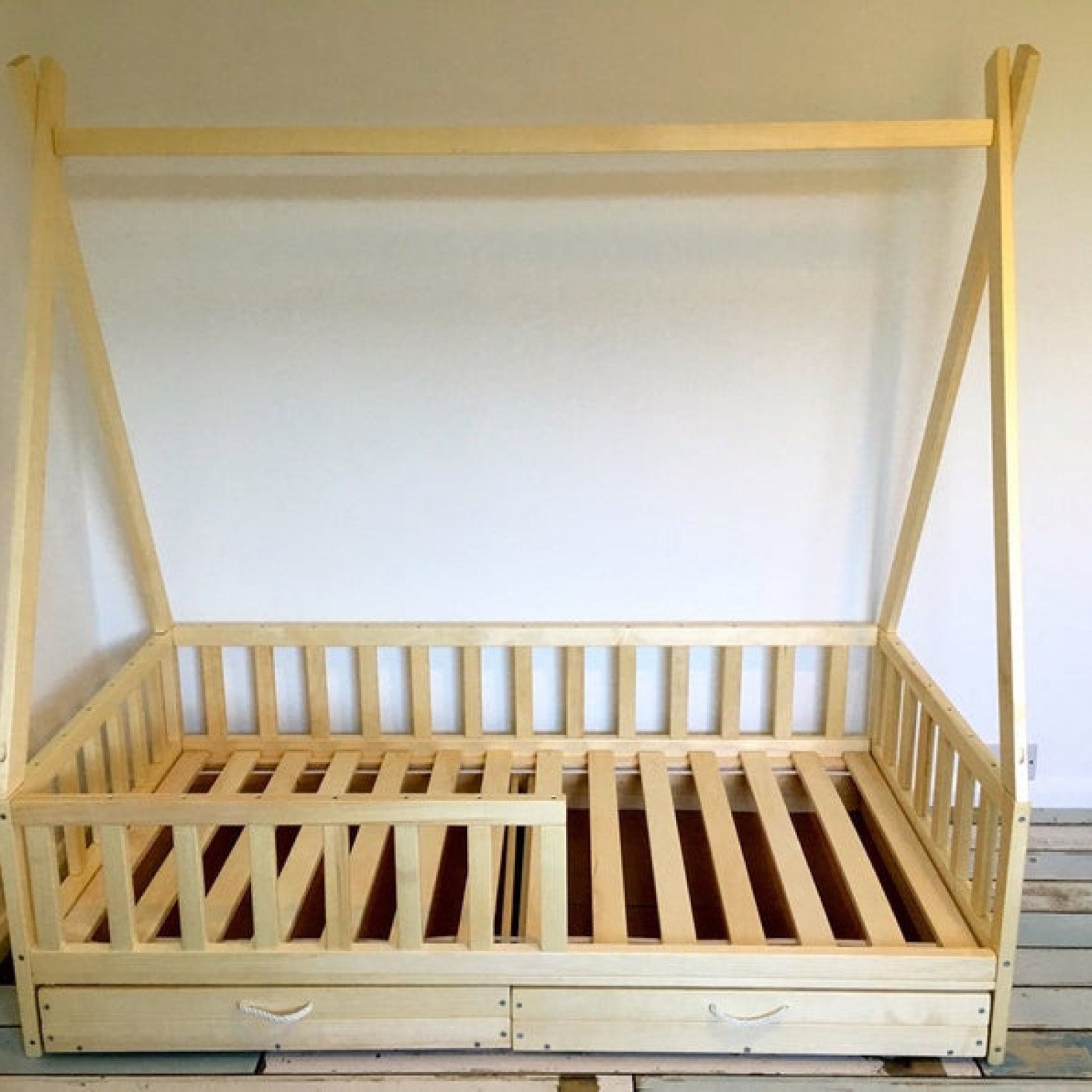 montessori crib