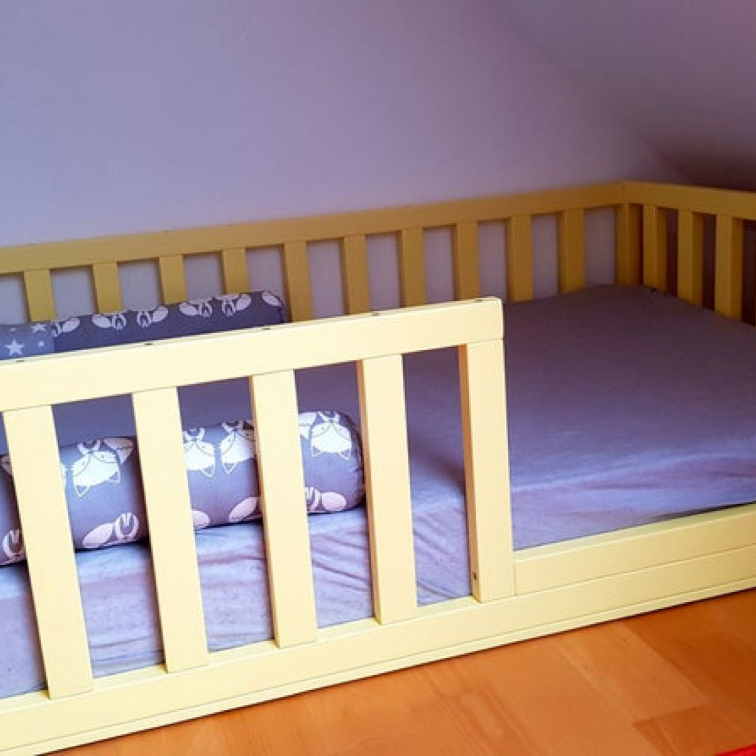 childrens floor bed
