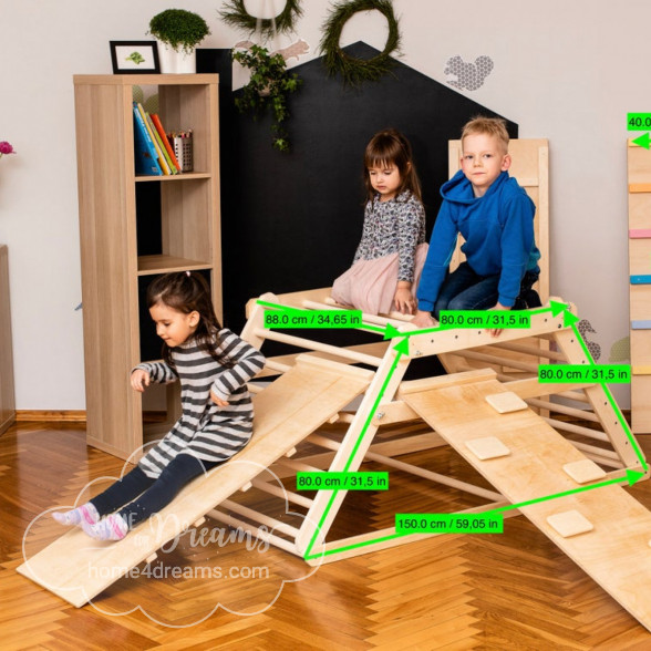 Dimensions of an indoor climbing frame