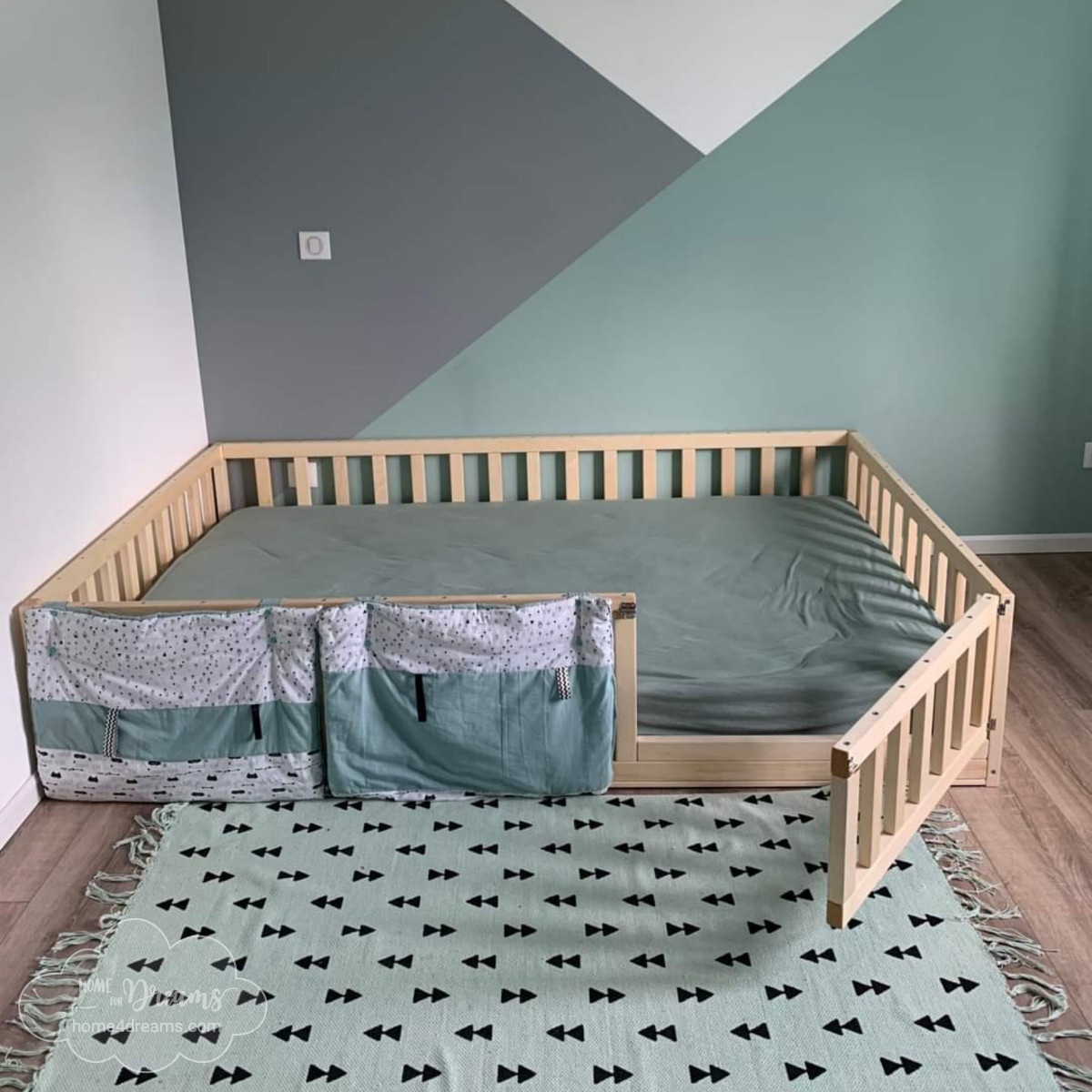 Wooden Floor Crib Bed With Rails