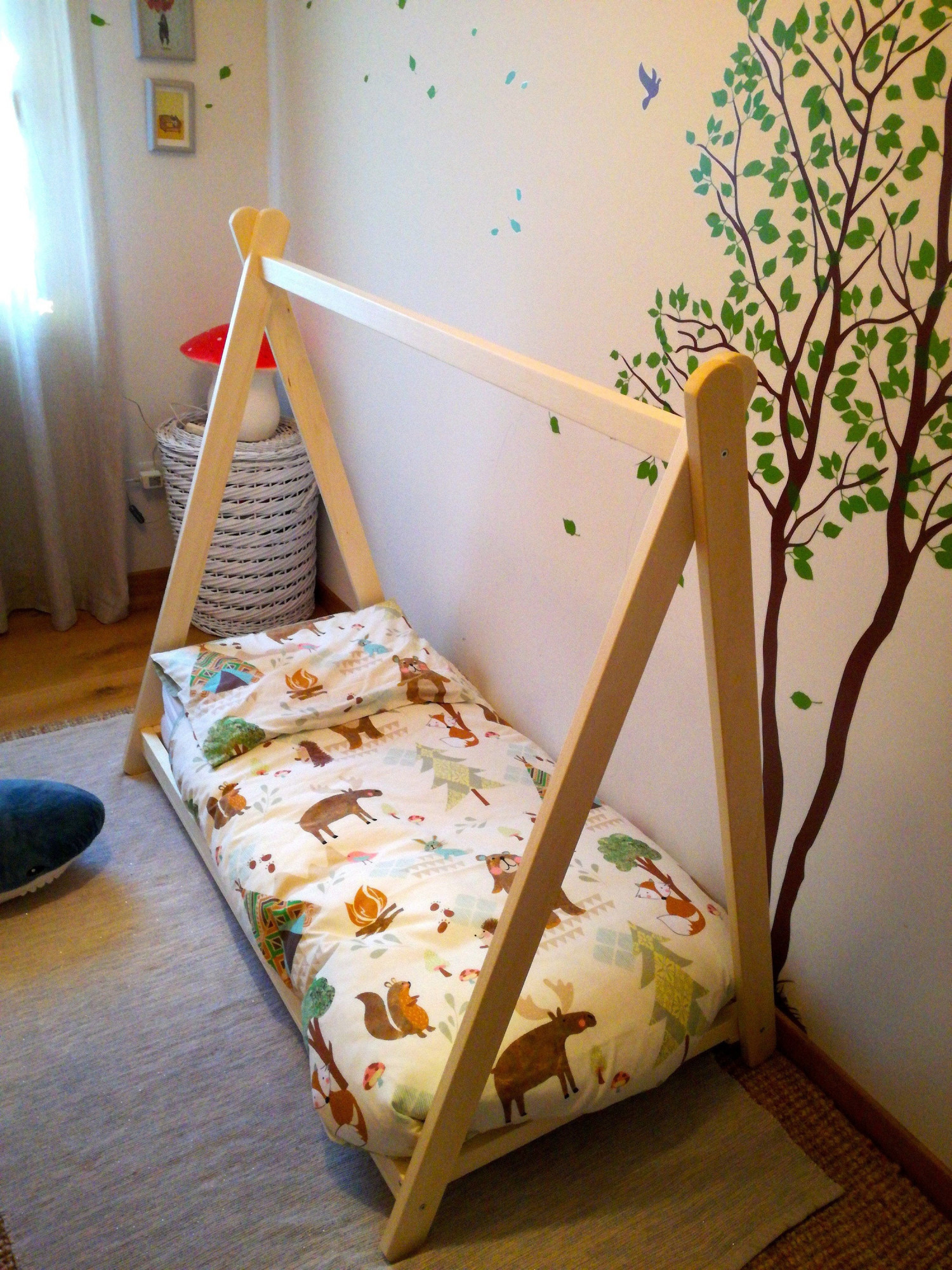 Toddler house bed, Montessori floor bed, teepee bed, kid bed, wood bed