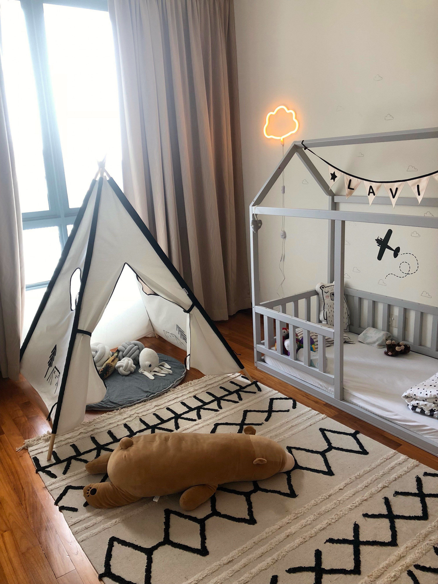 Painted Toddler Bed HomeForDreams